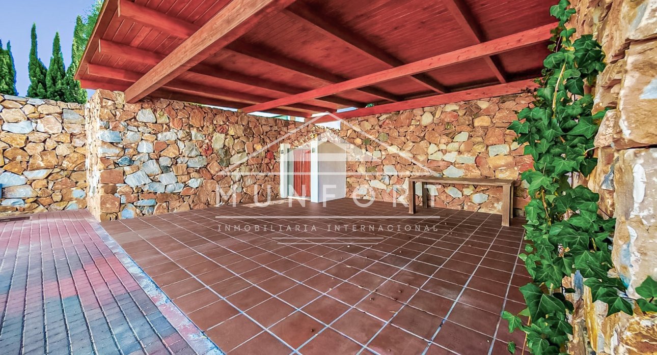 Videresalg - Villaer -
Orihuela Costa - Las Colinas Golf