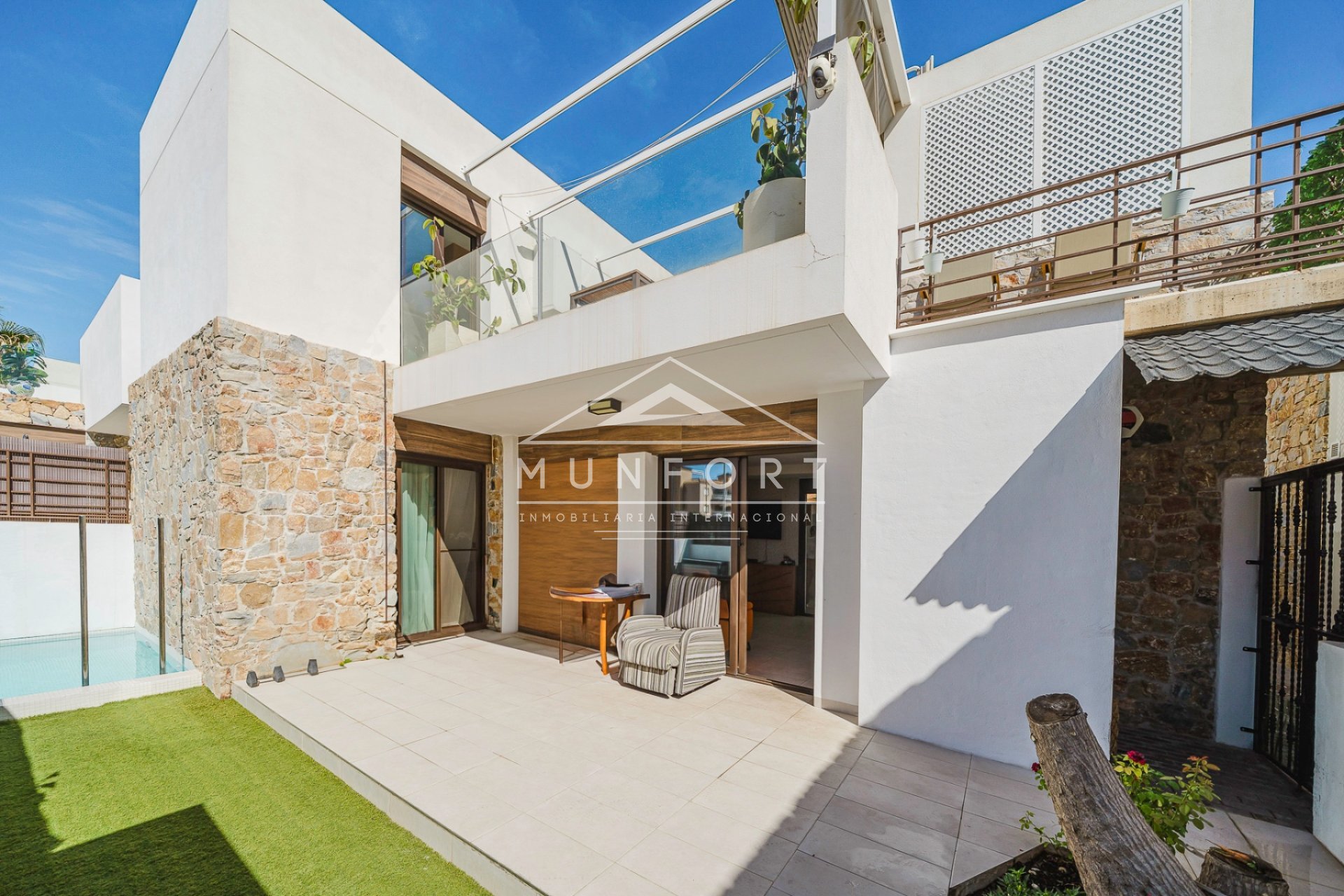 Videresalg - Villaer -
Orihuela Costa - Lomas de Cabo Roig