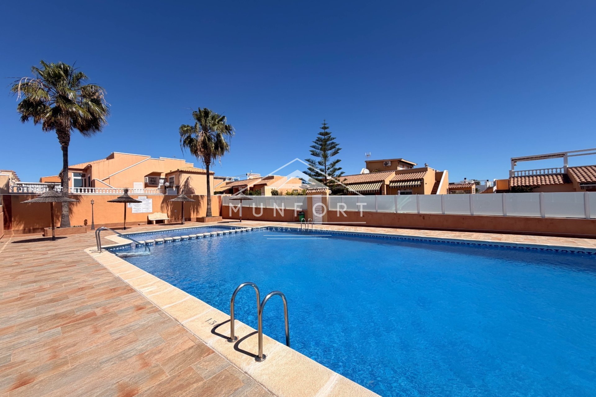 Videresalg - Villaer -
Orihuela Costa - Punta Prima