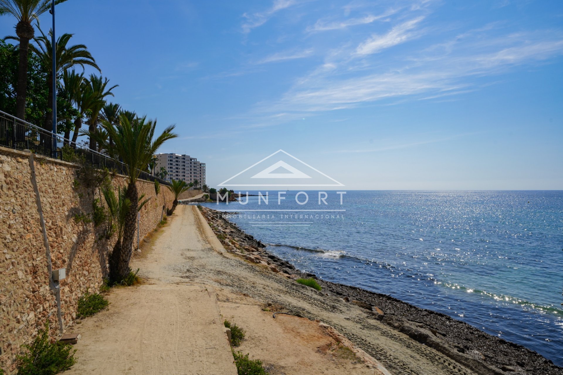 Videresalg - Villaer -
Orihuela Costa - Punta Prima