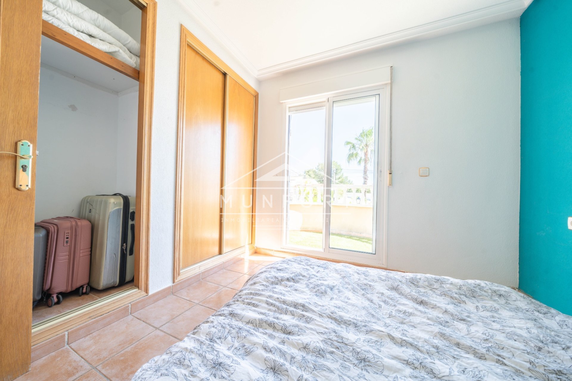 Videresalg - Villaer -
Orihuela Costa - Villamart&iacute;n