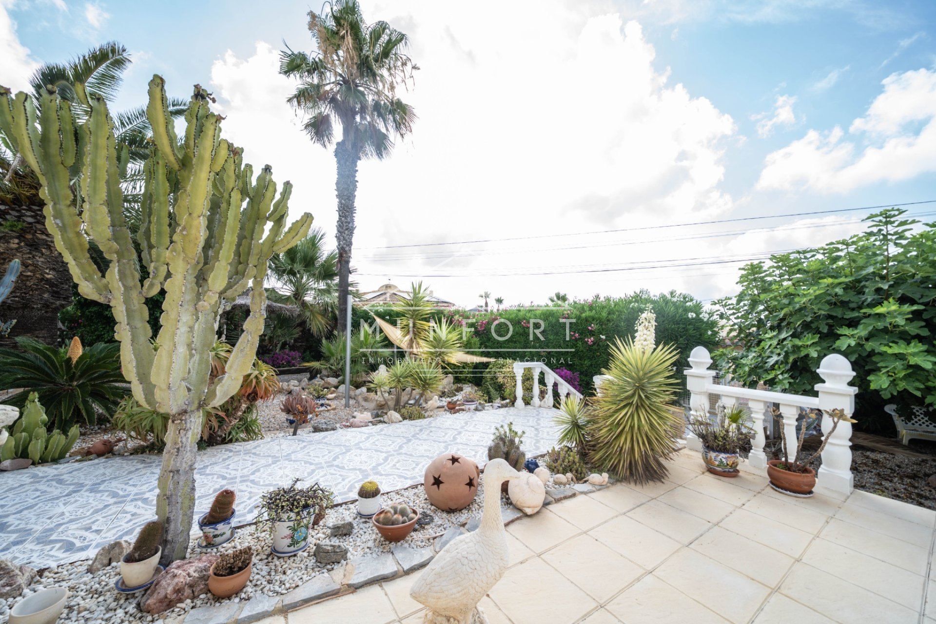 Videresalg - Villaer -
Orihuela Costa - Villamart&iacute;n