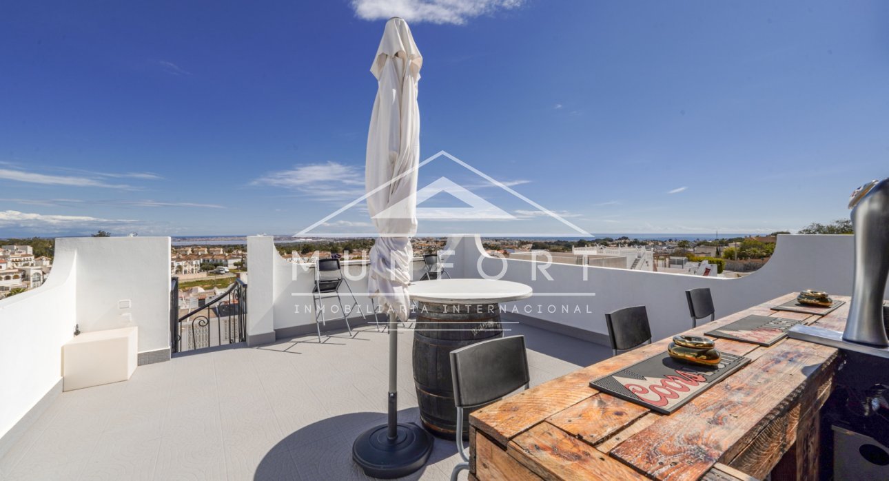 Videresalg - Villaer -
Orihuela Costa - Villamartín