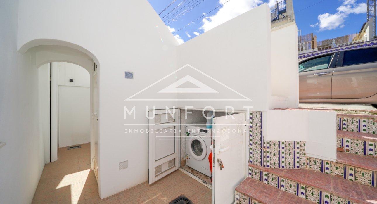Videresalg - Villaer -
Orihuela Costa - Villamartín
