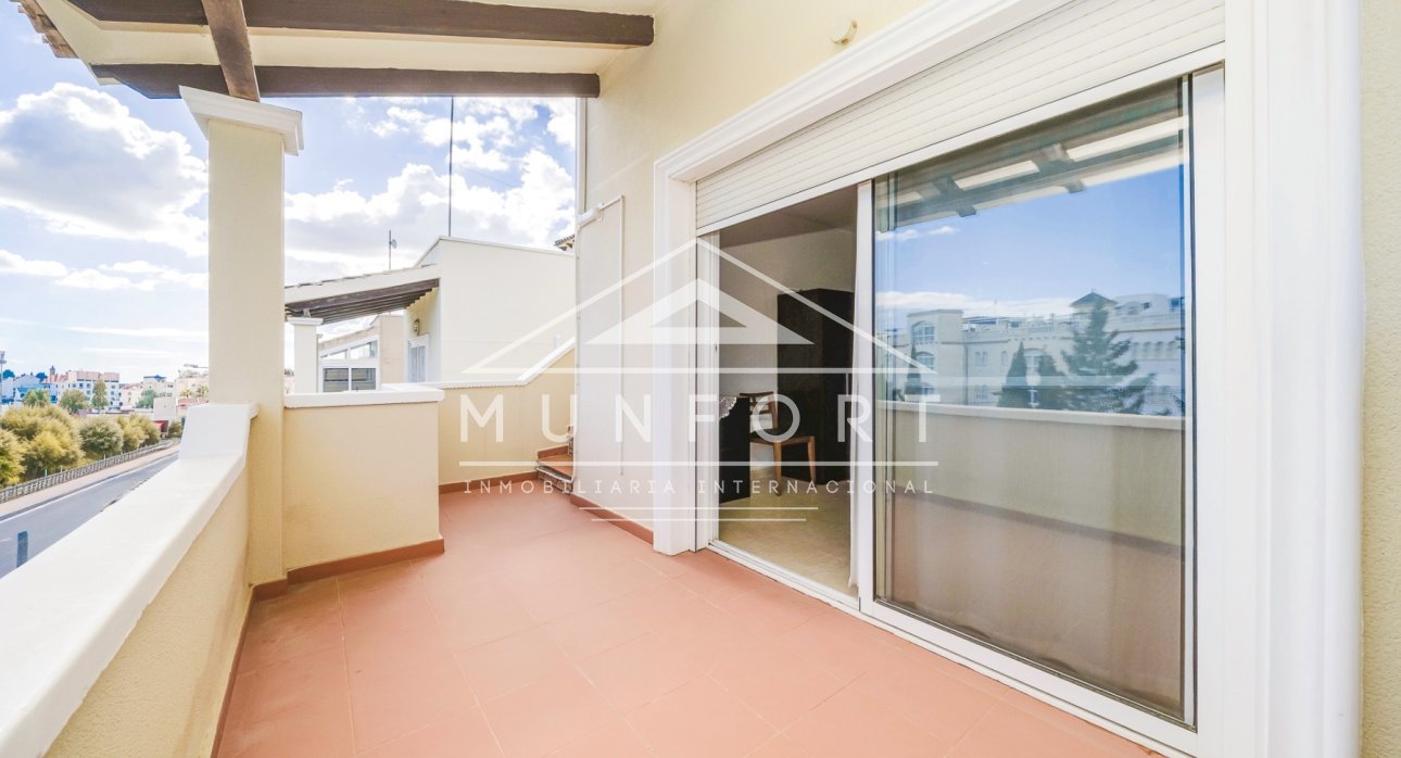 Videresalg - Villaer -
Orihuela Costa - Villamartin