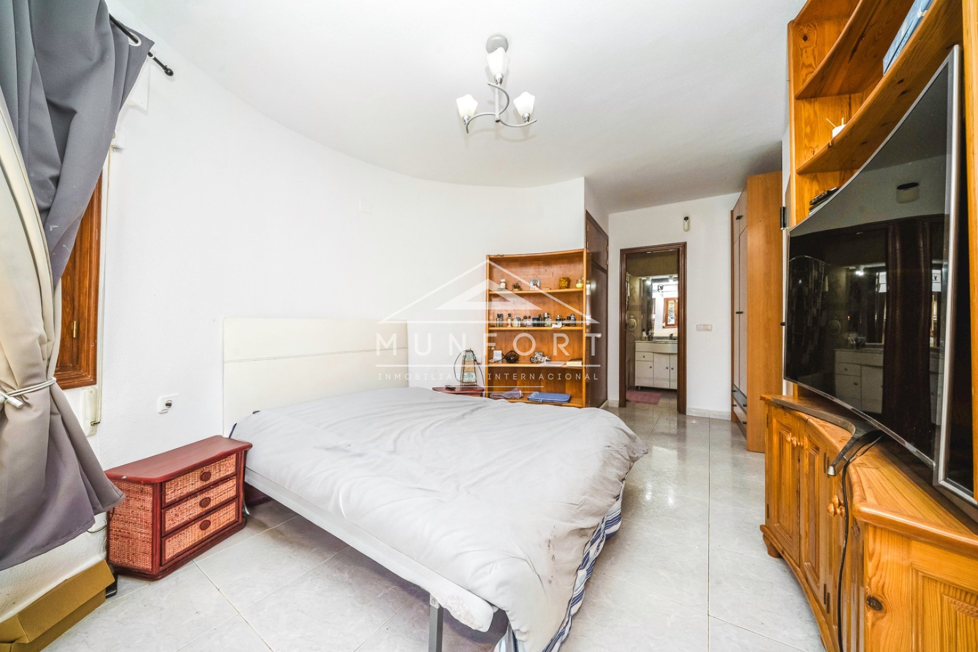 Videresalg - Villaer -
Orihuela Costa - Villamartin