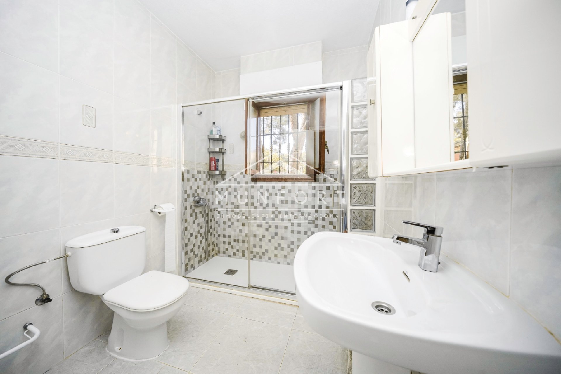 Videresalg - Villaer -
Orihuela Costa - Villamartin