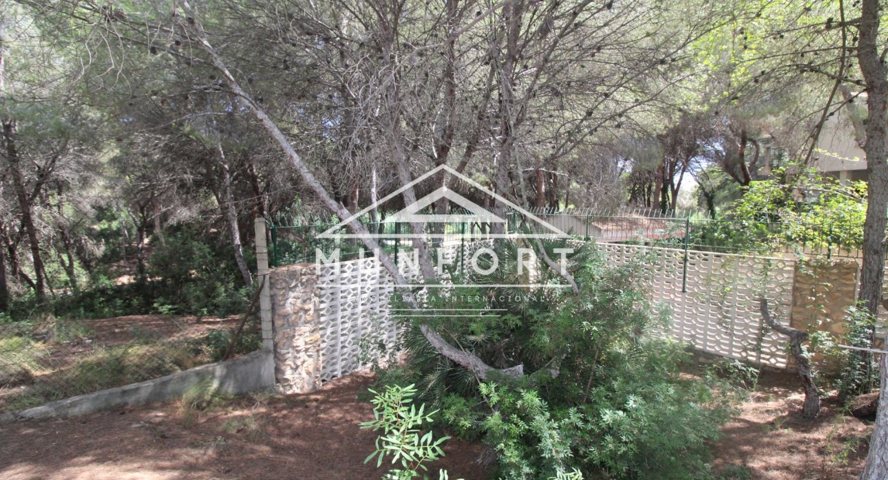 Videresalg - Villaer -
Orihuela Costa