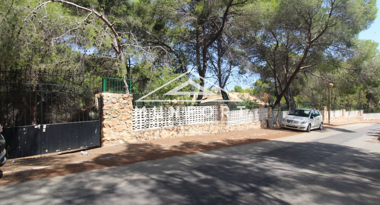 Videresalg - Villaer -
Orihuela Costa