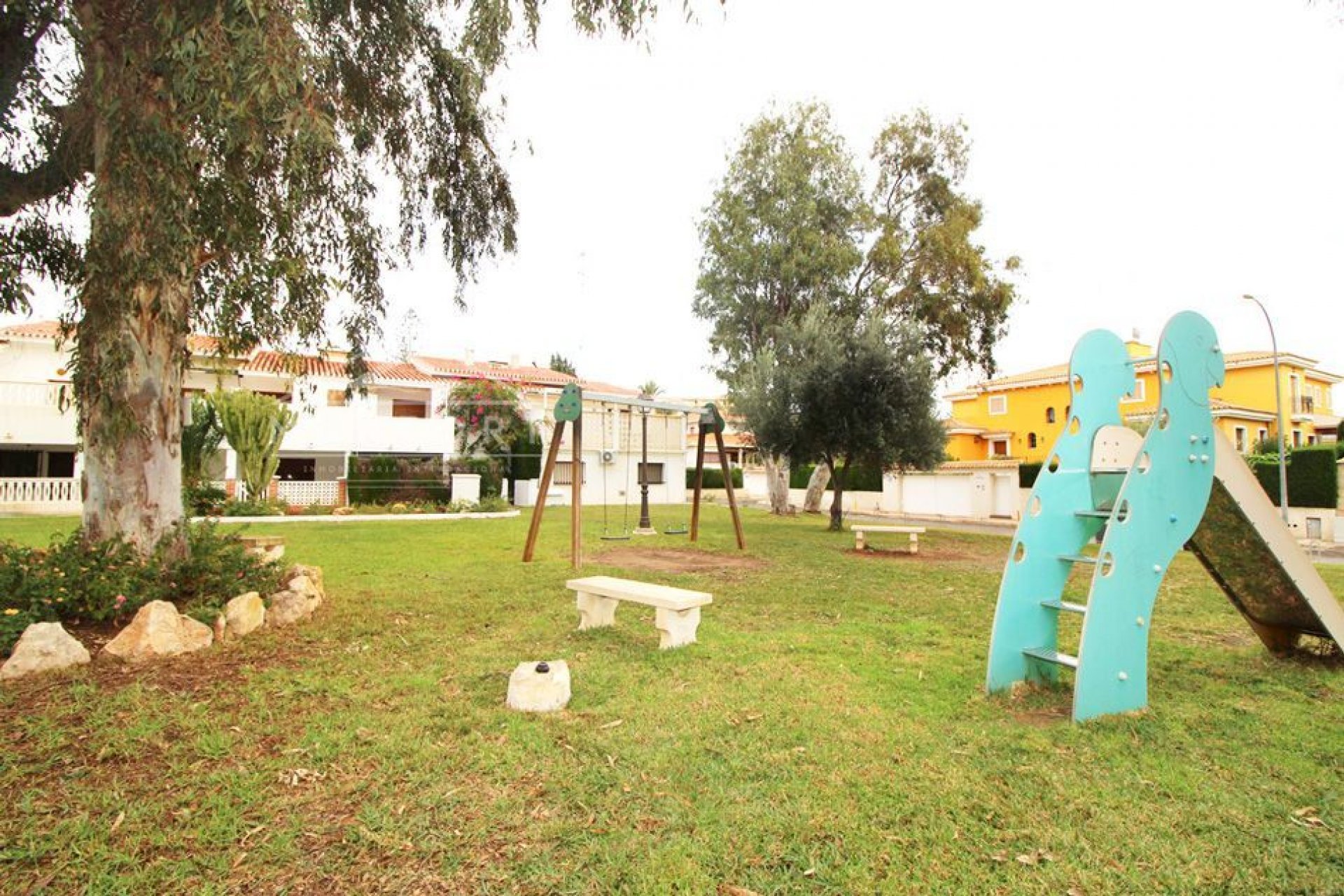 Videresalg - Villaer -
Orihuela Costa