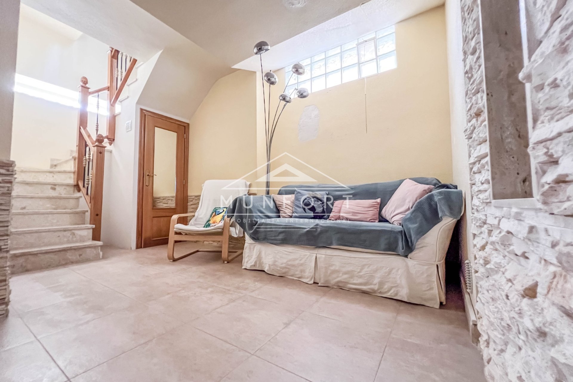 Videresalg - Villaer -
Orihuela Costa