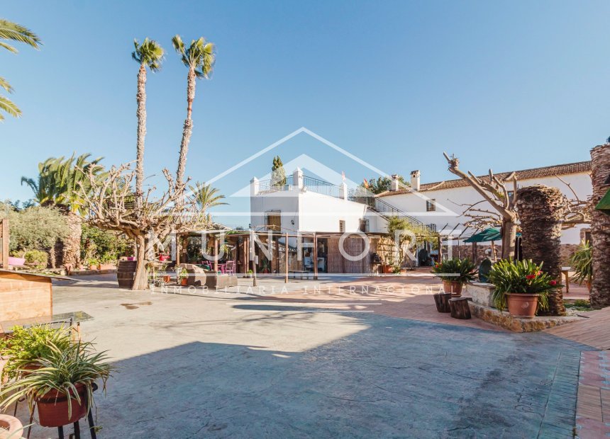 Videresalg - Villaer -
Orihuela