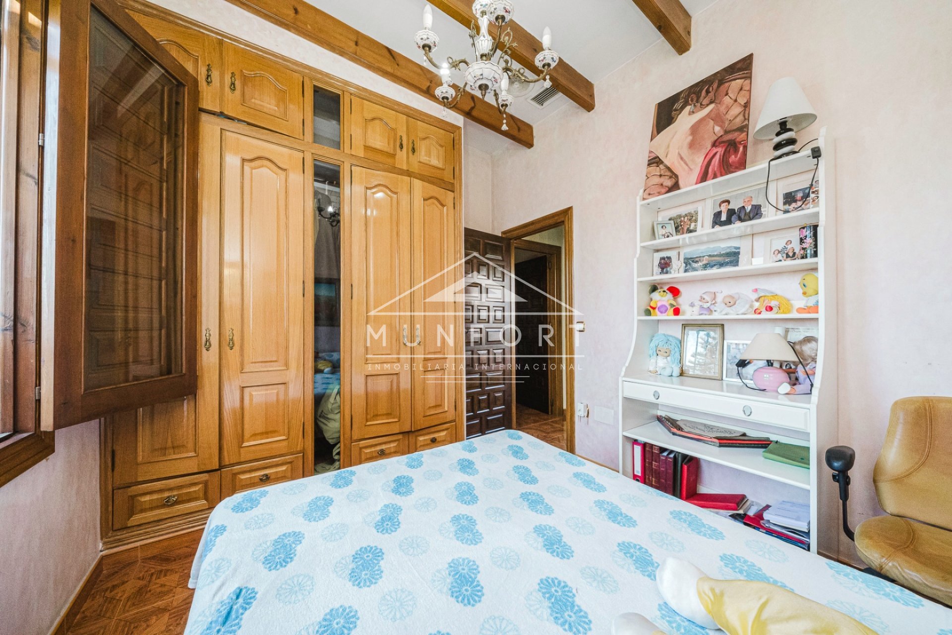 Videresalg - Villaer -
Orihuela