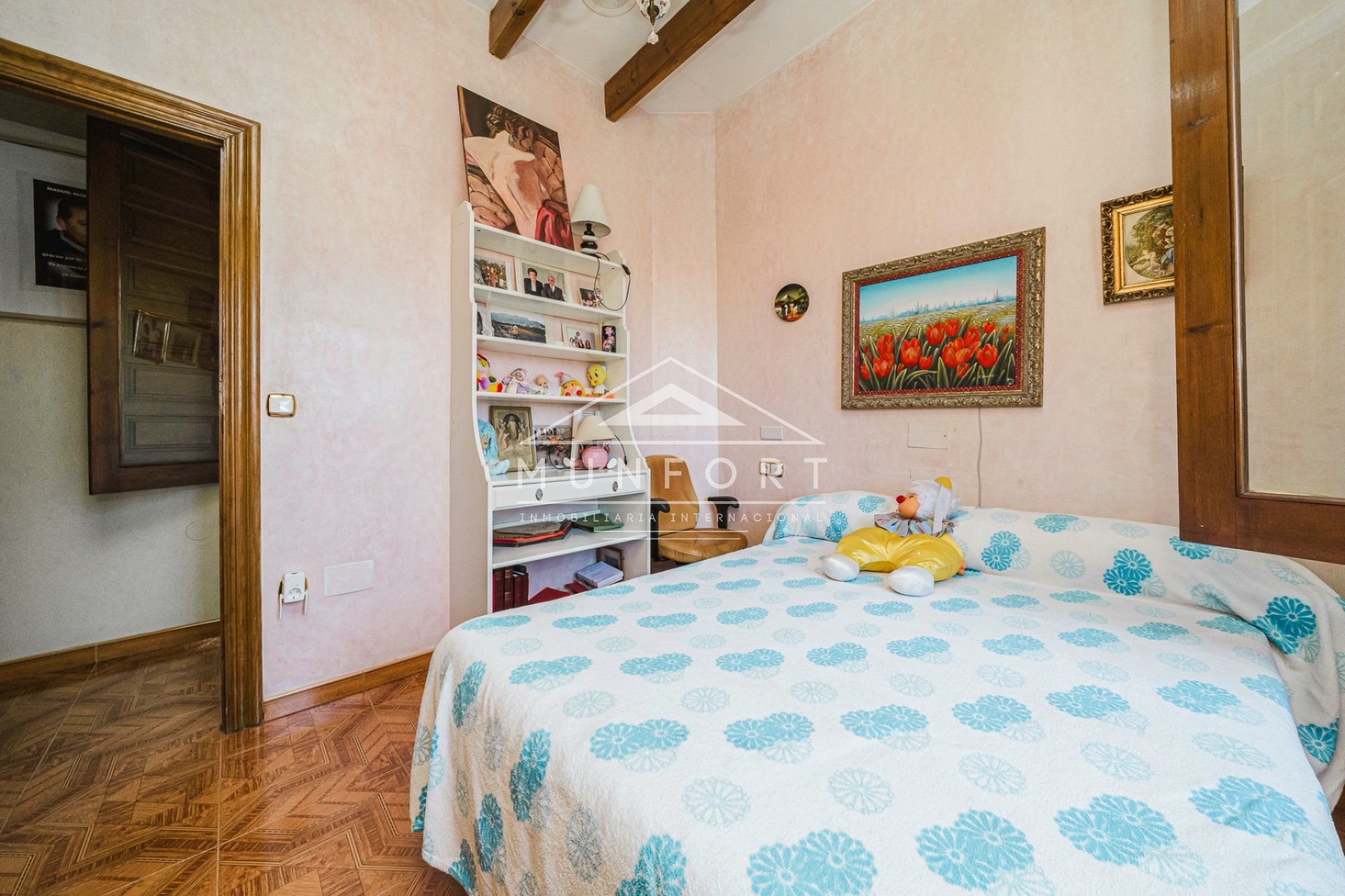 Videresalg - Villaer -
Orihuela