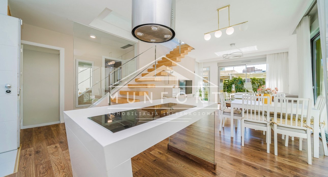 Videresalg - Villaer -
Pilar de la Horadada - Mil Palmeras