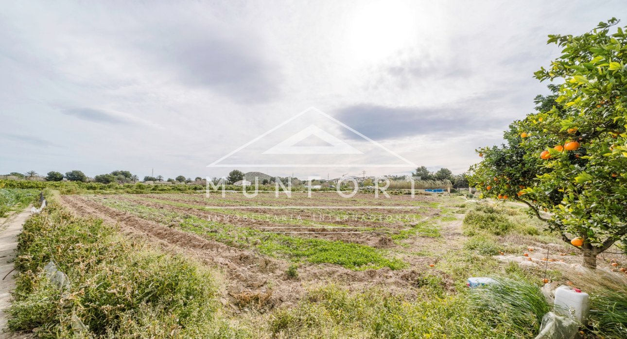 Videresalg - Villaer -
Rojales