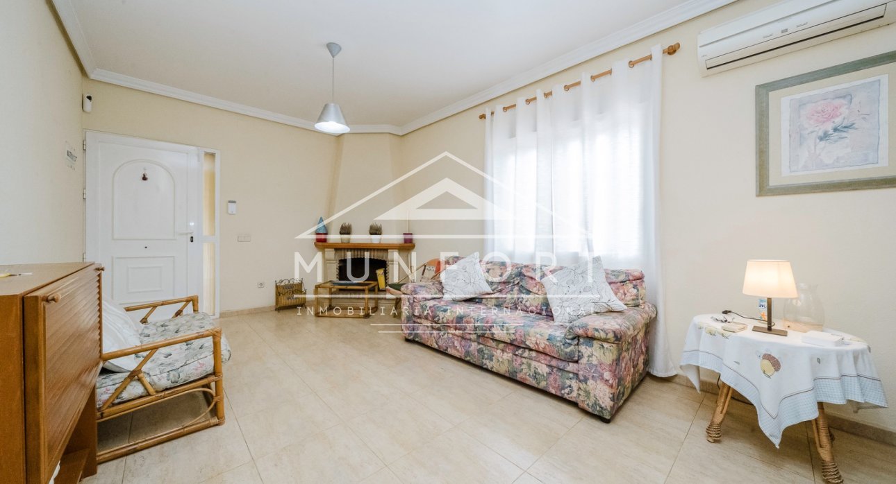 Videresalg - Villaer -
Rojales