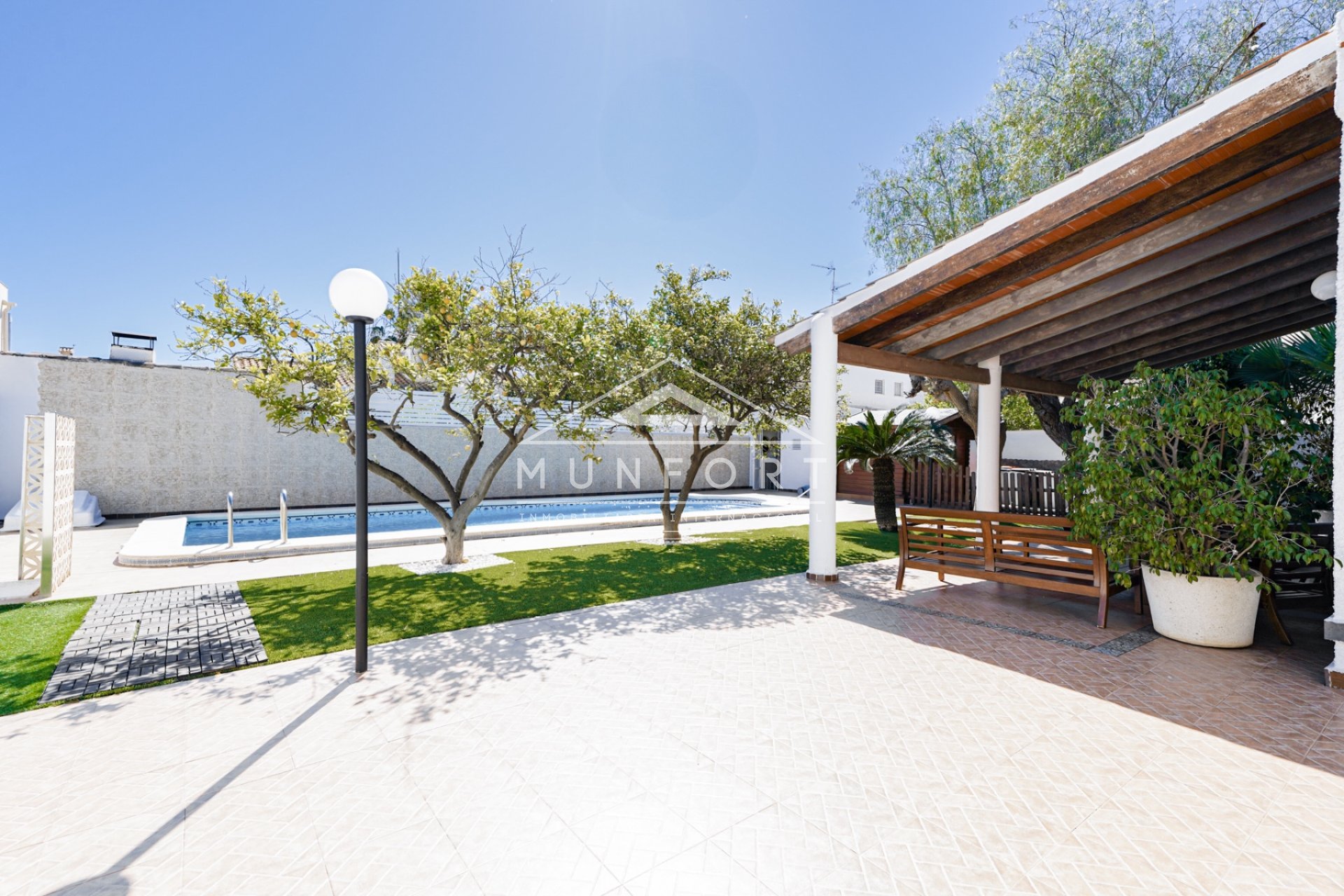 Videresalg - Villaer -
San Javier - Santiago de la Ribera