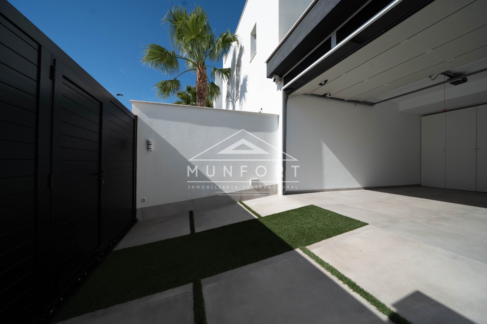 Videresalg - Villaer -
San Javier - Santiago de la Ribera