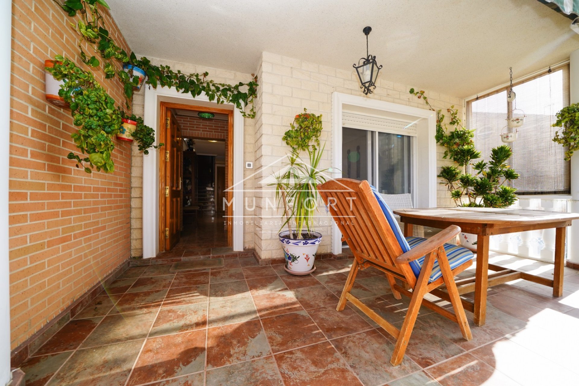 Videresalg - Villaer -
San Javier