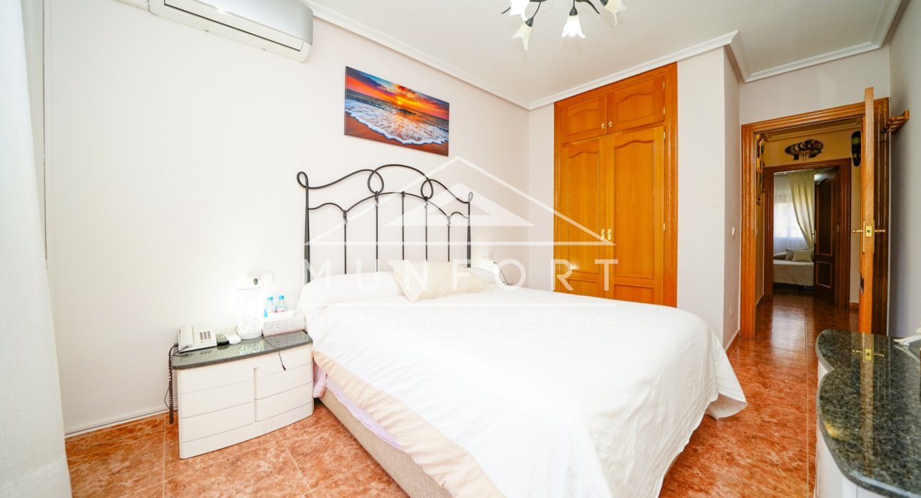 Videresalg - Villaer -
San Javier