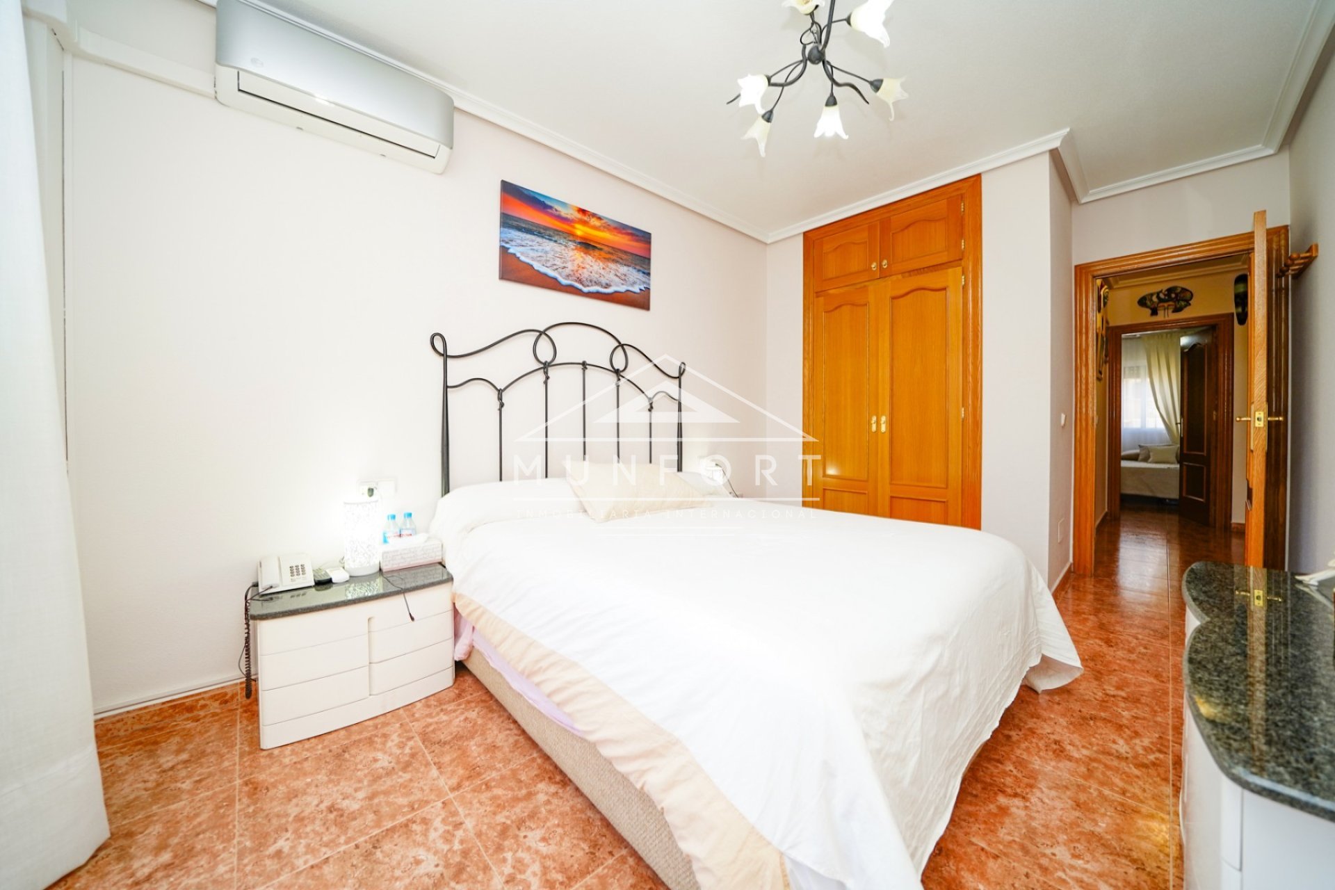 Videresalg - Villaer -
San Javier