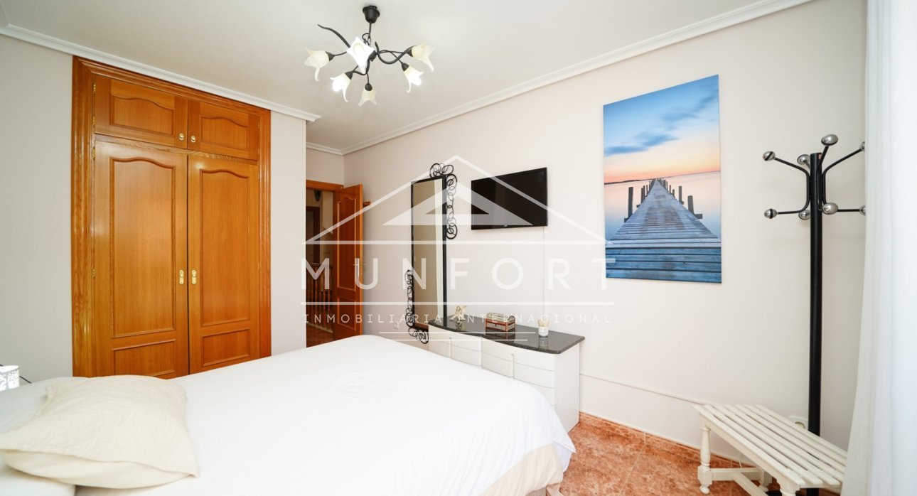 Videresalg - Villaer -
San Javier