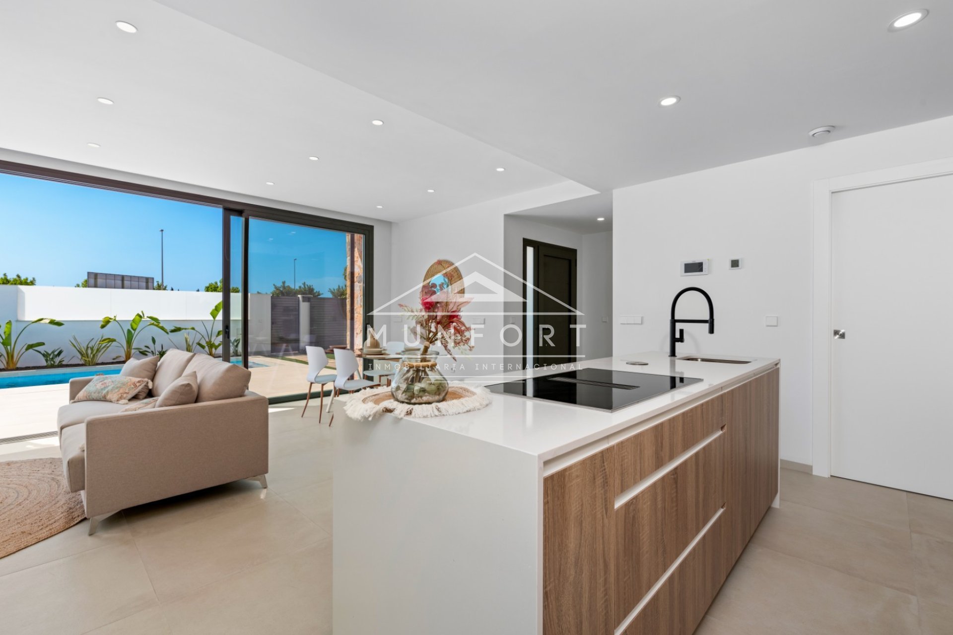 Videresalg - Villaer -
San Javier