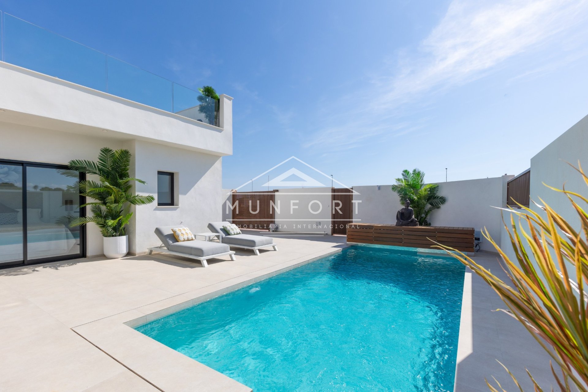Videresalg - Villaer -
San Javier