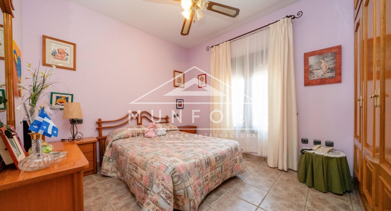 Videresalg - Villaer -
San Javier