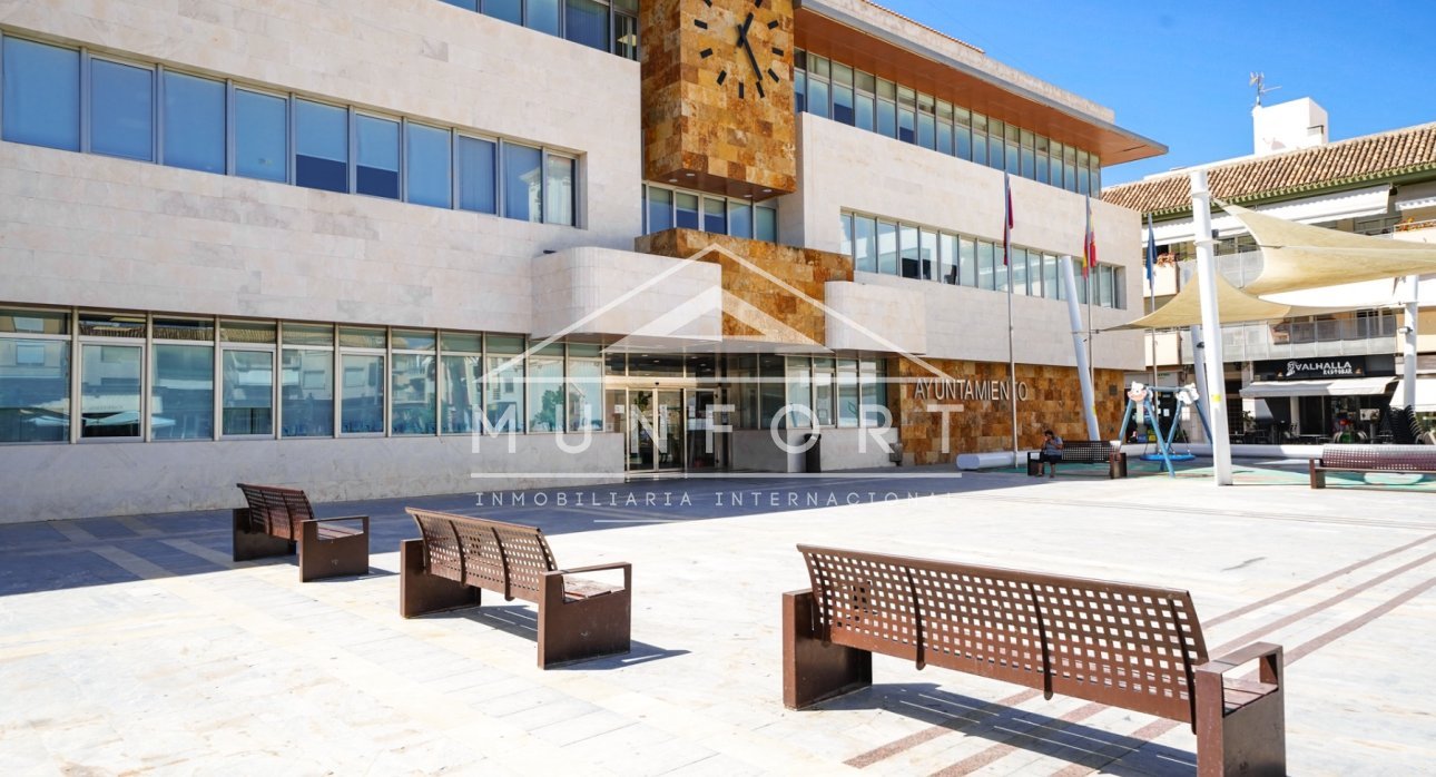 Videresalg - Villaer -
San Javier