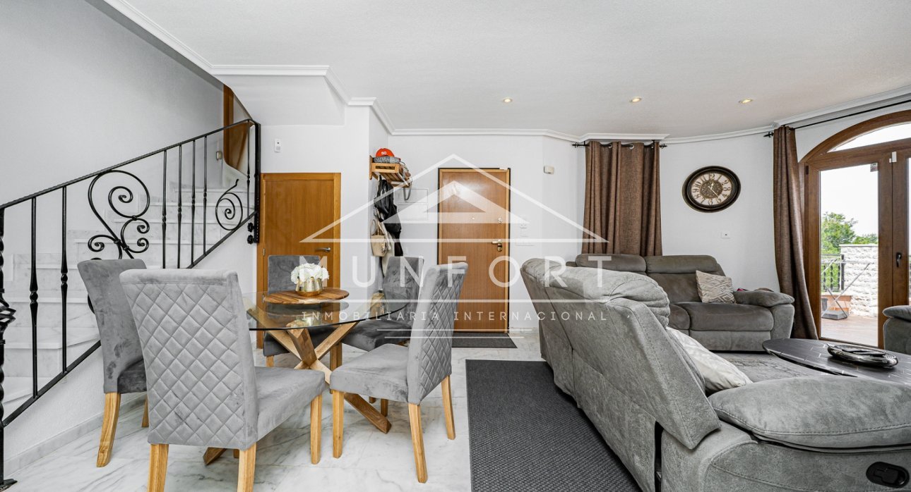 Videresalg - Villaer -
San Miguel de Salinas