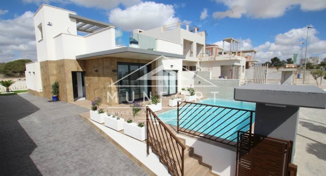 Videresalg - Villaer -
San Miguel de Salinas