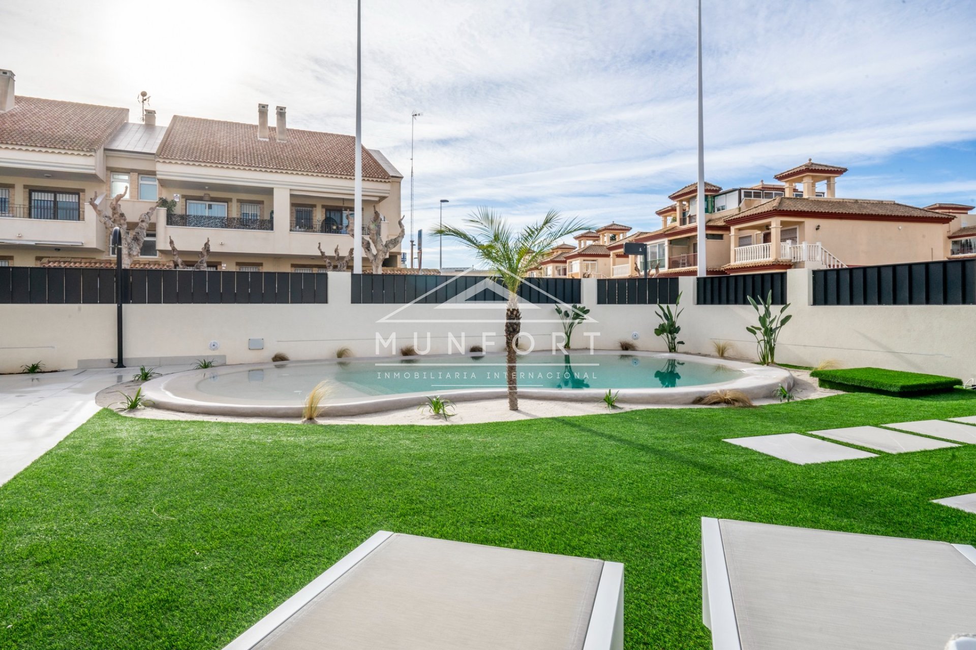 Videresalg - Villaer -
Torre-Pacheco - Roldán