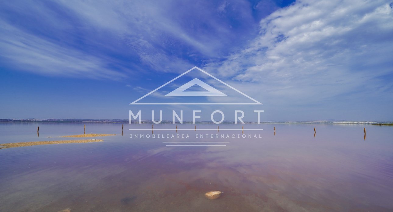 Videresalg - Villaer -
Torrevieja - La Mata - Torrevieja