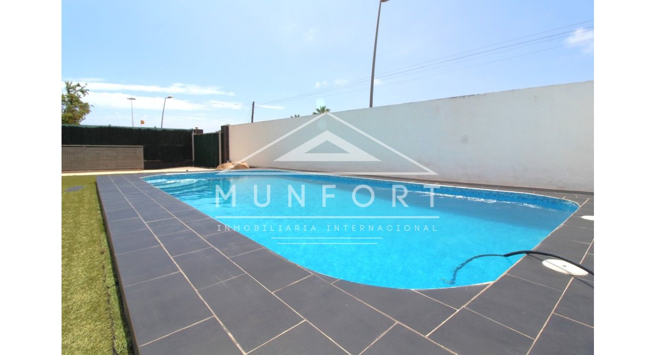 Videresalg - Villaer -
Torrevieja - Los Balcones - Torrevieja