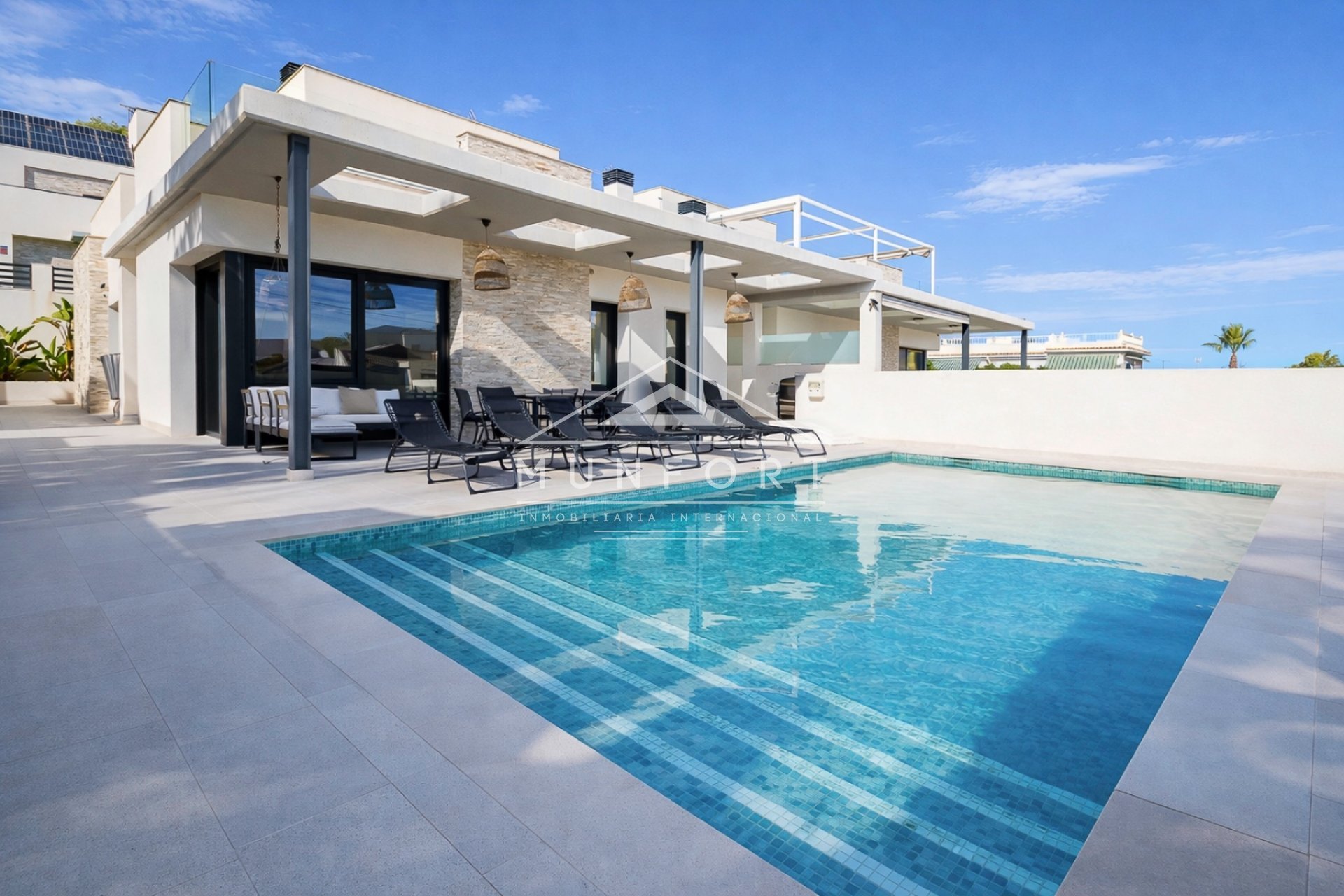 Videresalg - Villaer -
Torrevieja - Los Balcones - Torrevieja