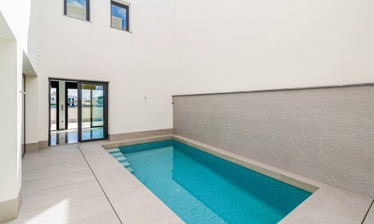 Villa's - Herverkoop - San Pedro del Pinatar -
                Lo Pag&aacute;n