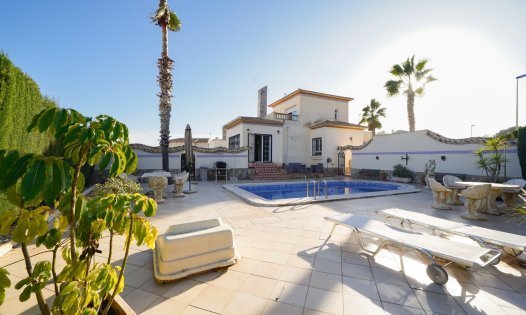 Villa's - Lange Termijn Verhuur - Orihuela Costa -
                Las Ramblas Golf