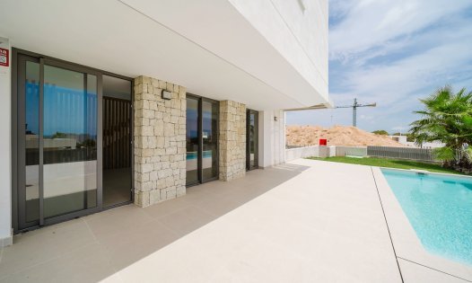 Villaer - Videresalg -
            Finestrat - CR001-N-D