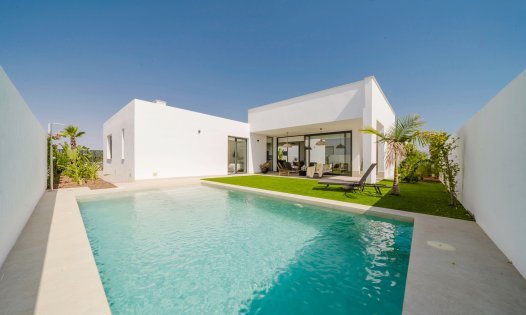 Villas - Resale - Mar de Cristal - Mar de Cristal