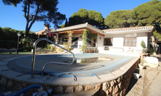 Villas - Resale - Orihuela Costa -
                Dehesa de Campoamor