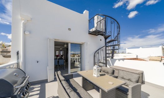 Villas - Resale -
            Orihuela Costa - DH245