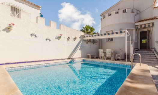 Villas - Revente - Pilar de la Horadada -
                Pinar de Campoverde