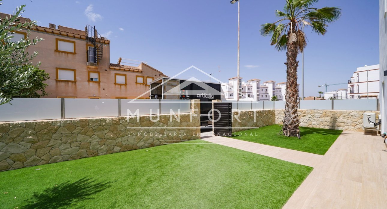 Wiederverkauf - Bungalows -
Pilar de la Horadada