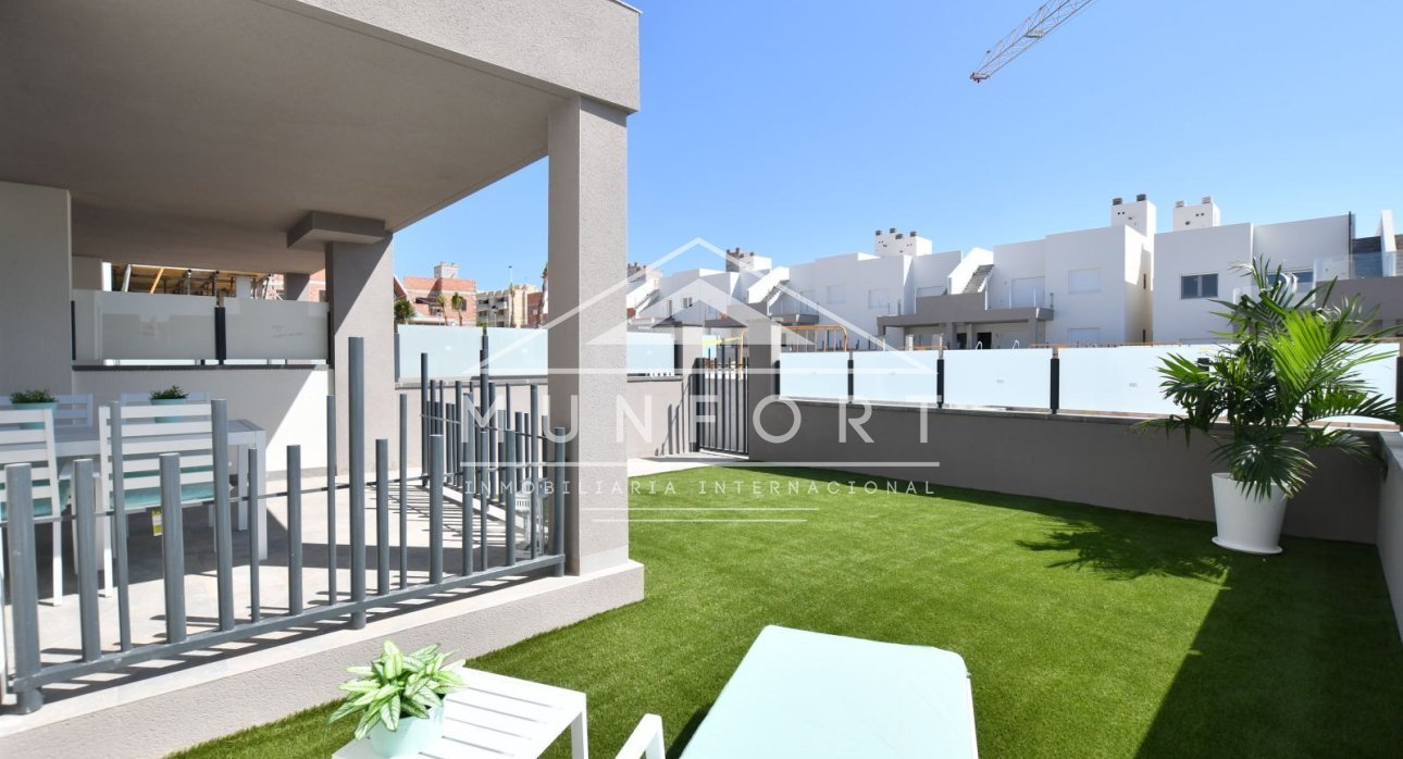 Wiederverkauf - Bungalows -
San Miguel de Salinas