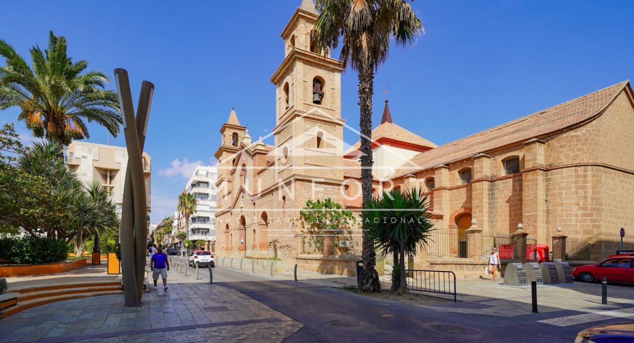 Wiederverkauf - Bungalows -
Torrevieja - El Salado - Torrevieja