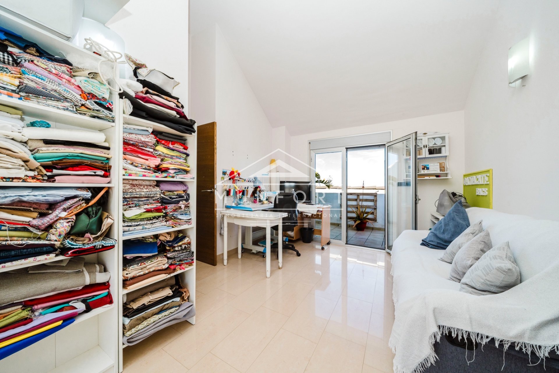 Wiederverkauf - Gebäude -
Pilar de la Horadada