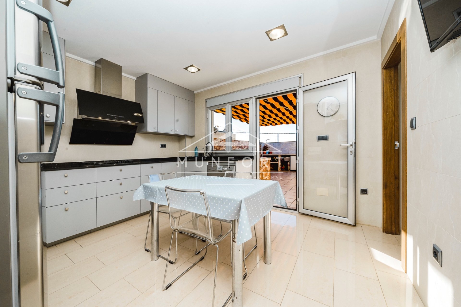 Wiederverkauf - Gebäude -
Pilar de la Horadada