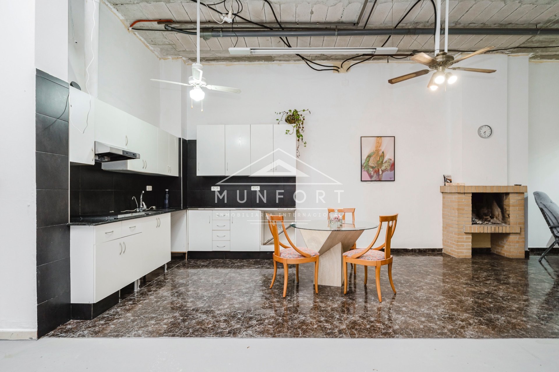 Wiederverkauf - Gebäude -
Pilar de la Horadada